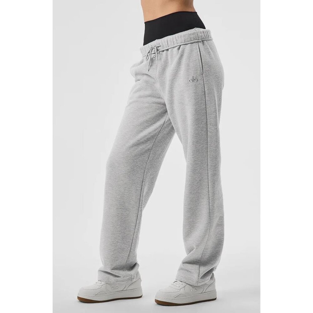 ALO YOGA Women's Accolade Straight Leg Sweatpant Size L In Athletic Heather Grey